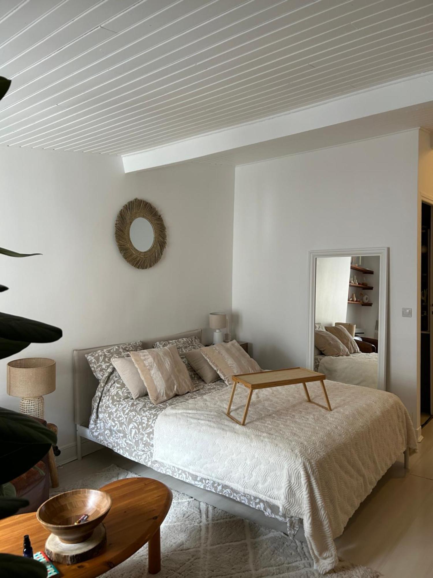 Grand Studio Entierement Renove Au Coeur De Paris Apartment Exterior photo